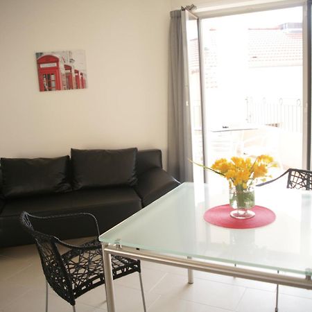 Le Vieux Port Apartments Канны Номер фото