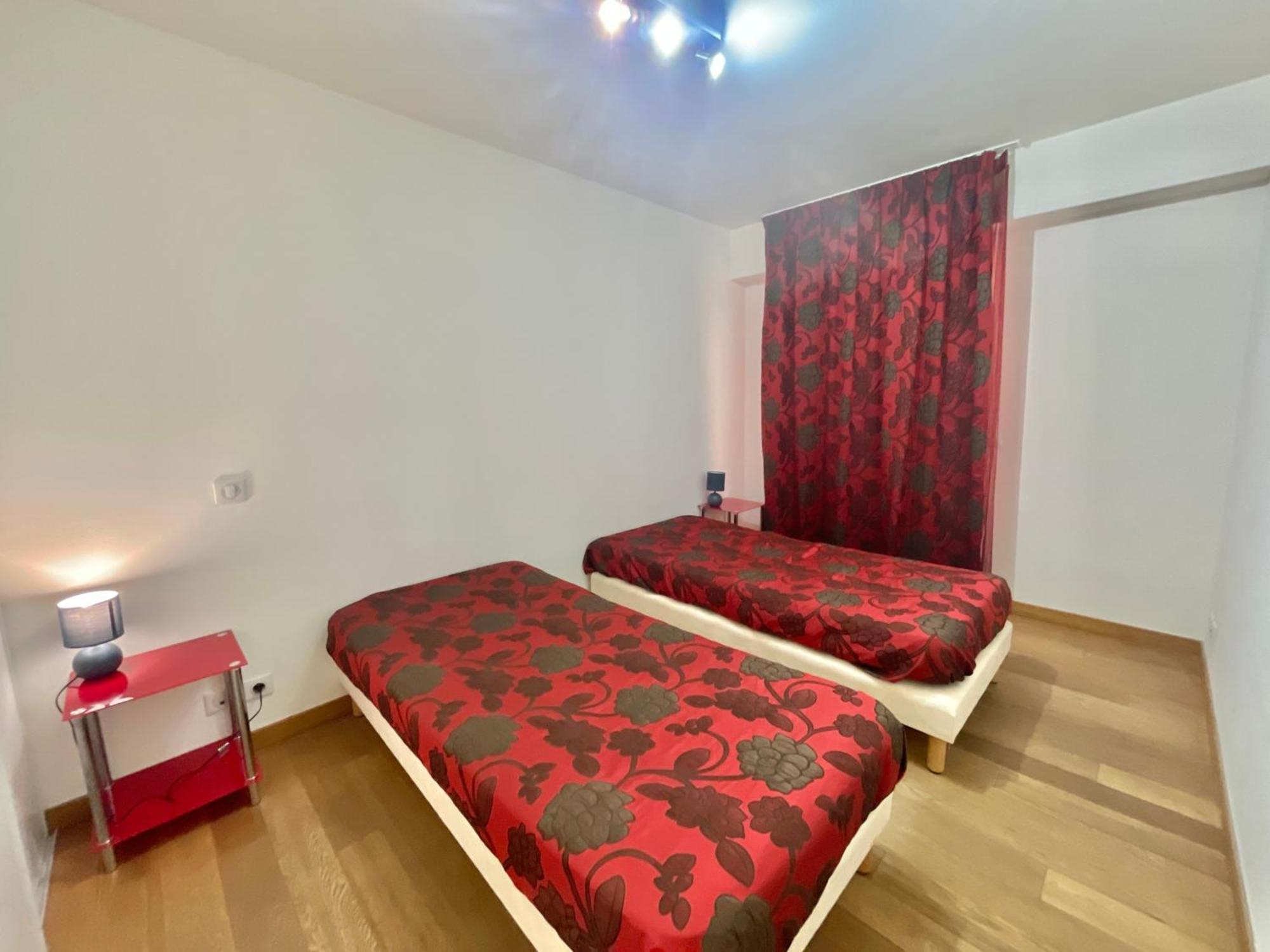Le Vieux Port Apartments Канны Экстерьер фото