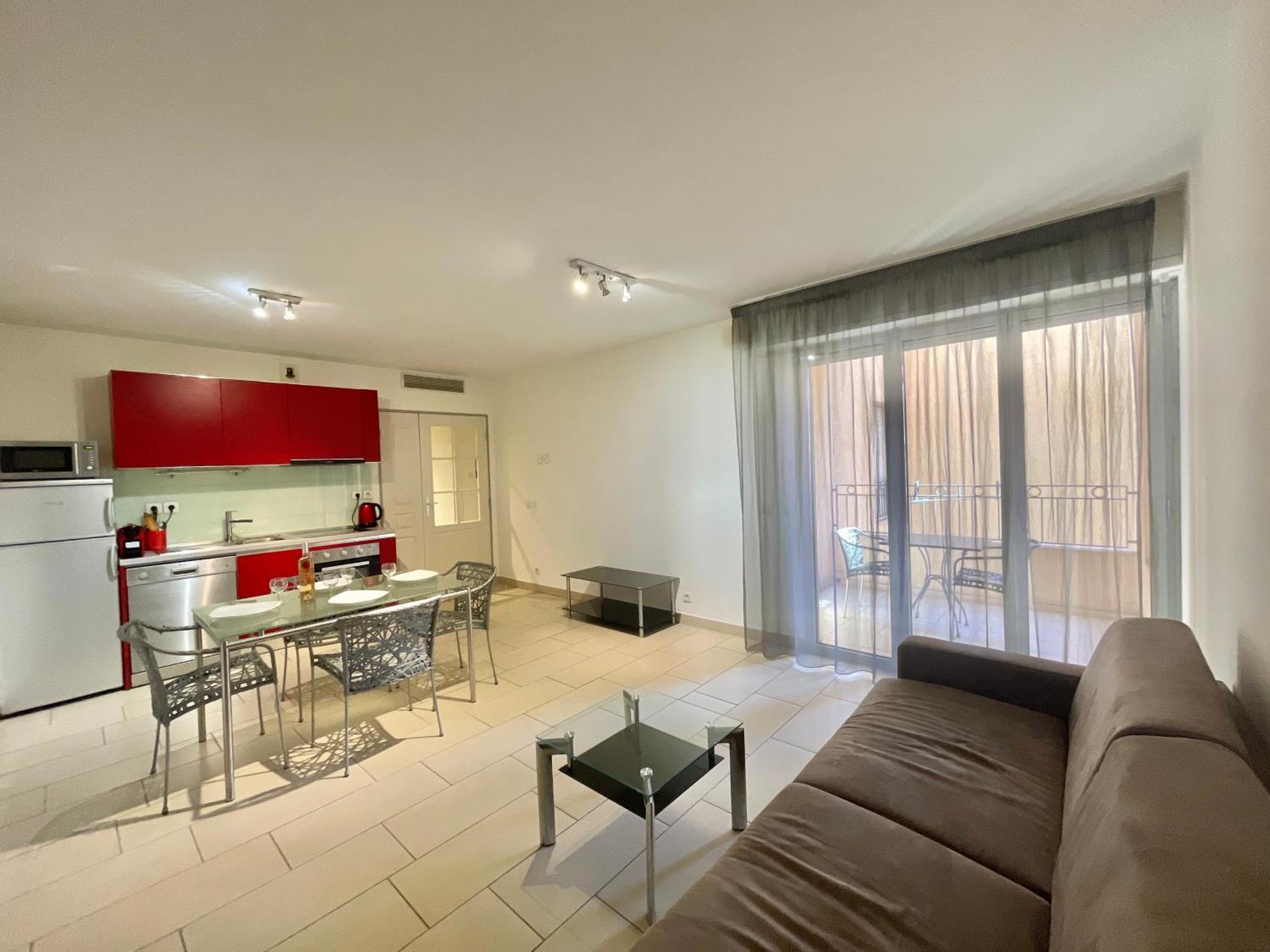 Le Vieux Port Apartments Канны Экстерьер фото