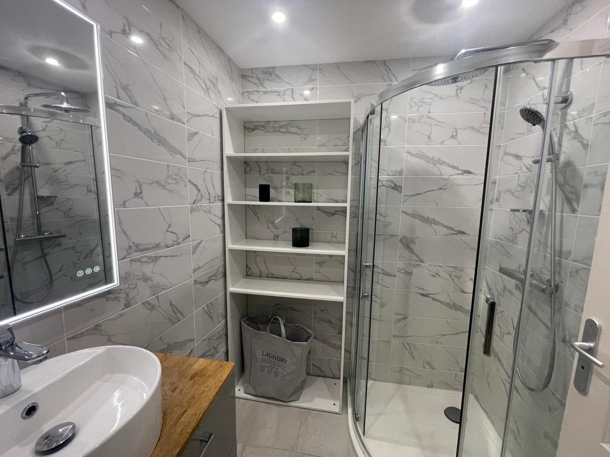 Le Vieux Port Apartments Канны Экстерьер фото