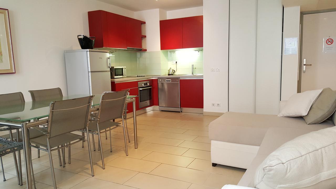Le Vieux Port Apartments Канны Экстерьер фото