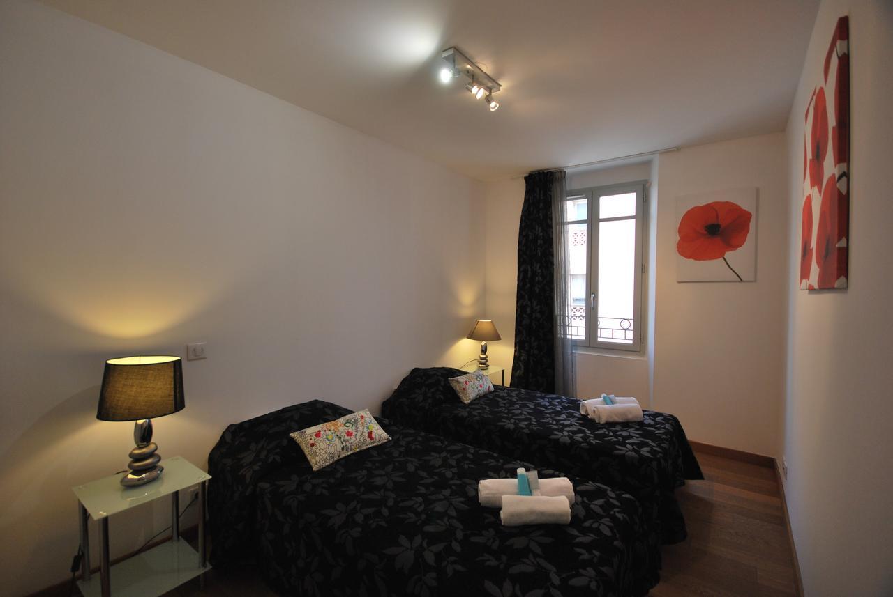 Le Vieux Port Apartments Канны Экстерьер фото