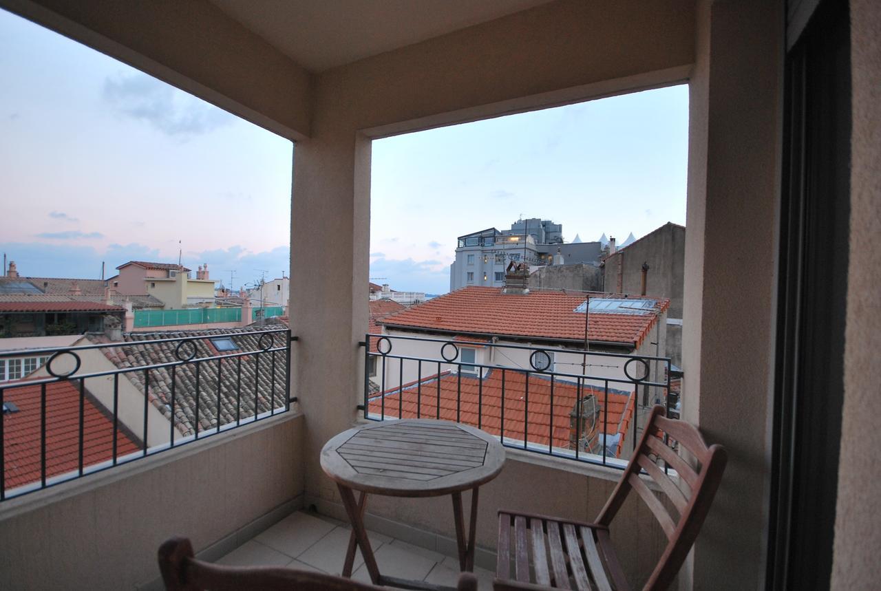 Le Vieux Port Apartments Канны Экстерьер фото