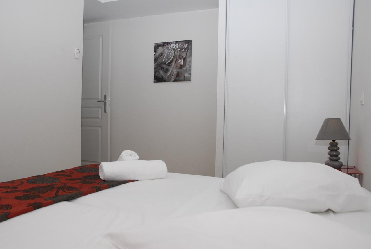 Le Vieux Port Apartments Канны Экстерьер фото