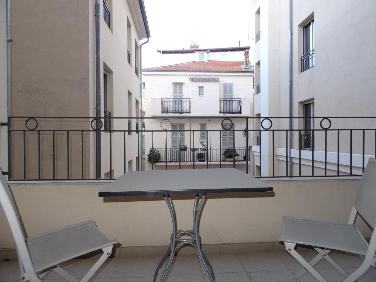 Le Vieux Port Apartments Канны Экстерьер фото